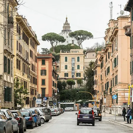 爱德梵蒂冈套房酒店 * 罗马