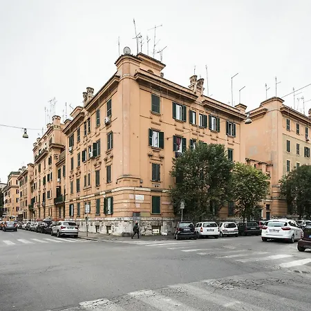 爱德梵蒂冈套房酒店 * 罗马