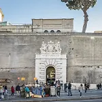Ad Vatican * Rome