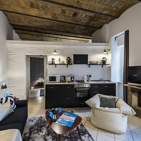 Ad Vatican Apartment