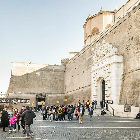 Ad Vatican *